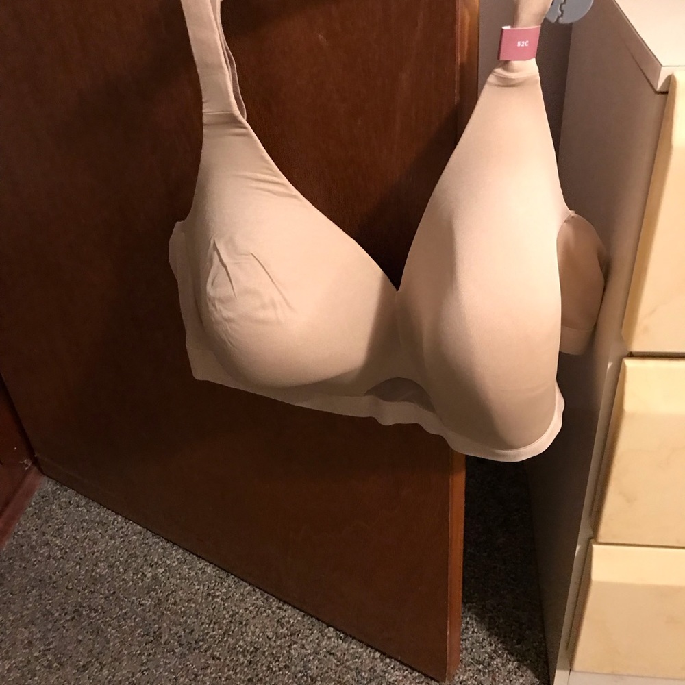 NWT 52C bra too large